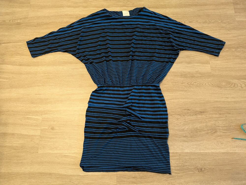 Nicole Miller Studio Dress Womens Small S Blue Black Striped Ruched Dolman Min